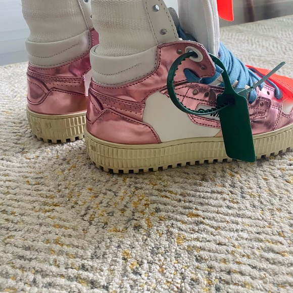 NEW OFF WHITE SNEAKERS🩷 - Picture 6 of 6